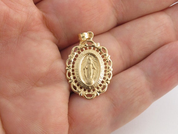 Miraculous Medal 14K Yellow Gold / No Cross