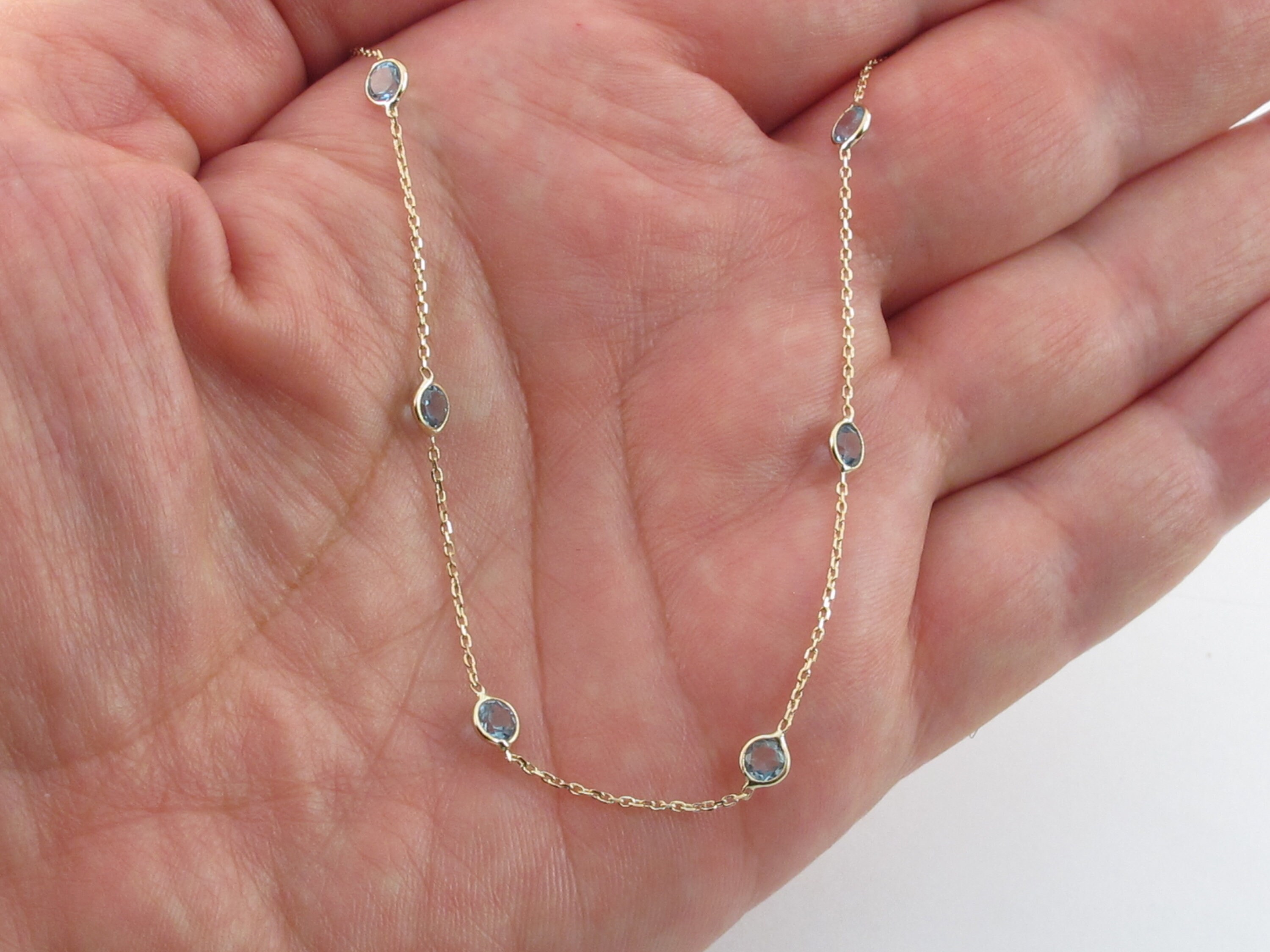 Genuine Aquamarine Choker, Ombre Aquamarine Necklace, Pastel Blue Gemstone,  Dainty Aquamarine Station Necklace, Minimalist, Thin Layering - Etsy