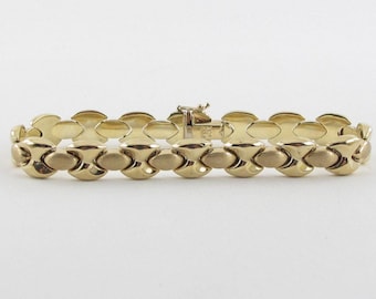 14k Yellow Gold Hugs And Kisses Bracelet 7" - Stylish XO Bracelet
