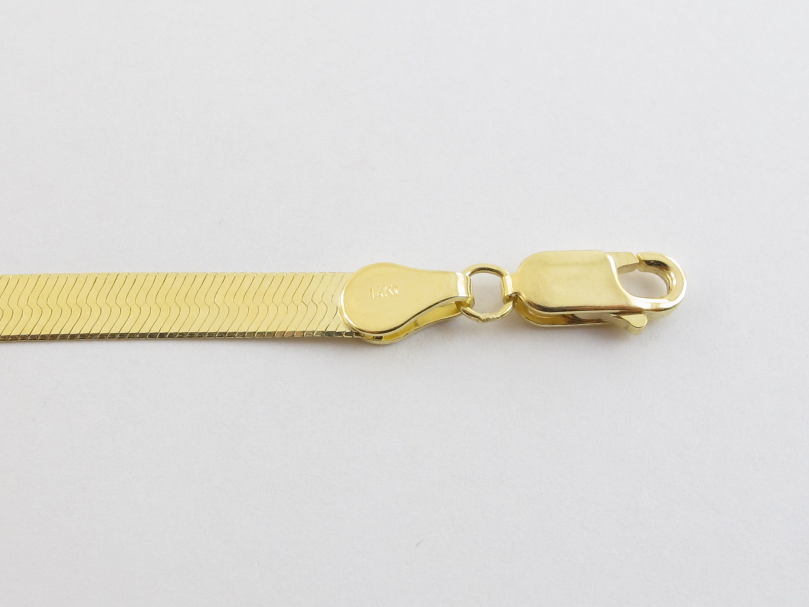 Shiny Herringbone Chain Necklace 14k Solid Yellow Gold 7 Shiny Herringbone Chain Necklace 14k Solid Yellow Gold 7