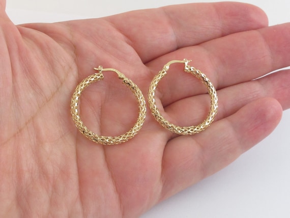 Orecchini A Cerchio Oro Giallo 14kt Con Taglio Diamante E Chiusura Francese - Fatti A Mano