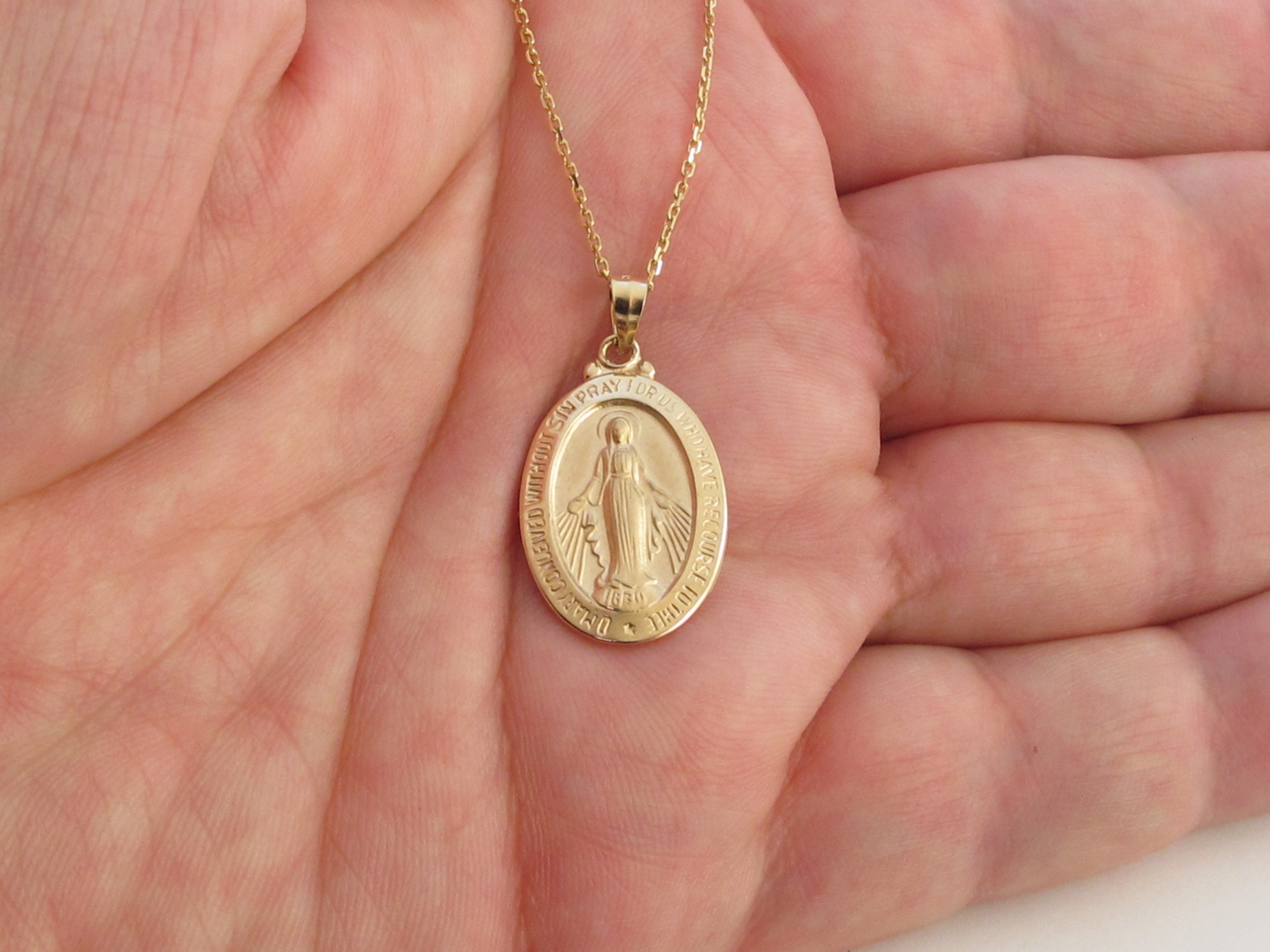 本物の 14k ソリッド イエロー ゴールド 聖母マリア ペンダント