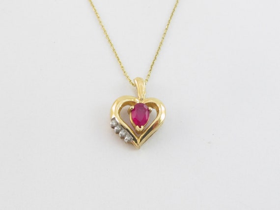 ダイヤモンドとルビーのハートネックレス 14K イエローゴールド 16 