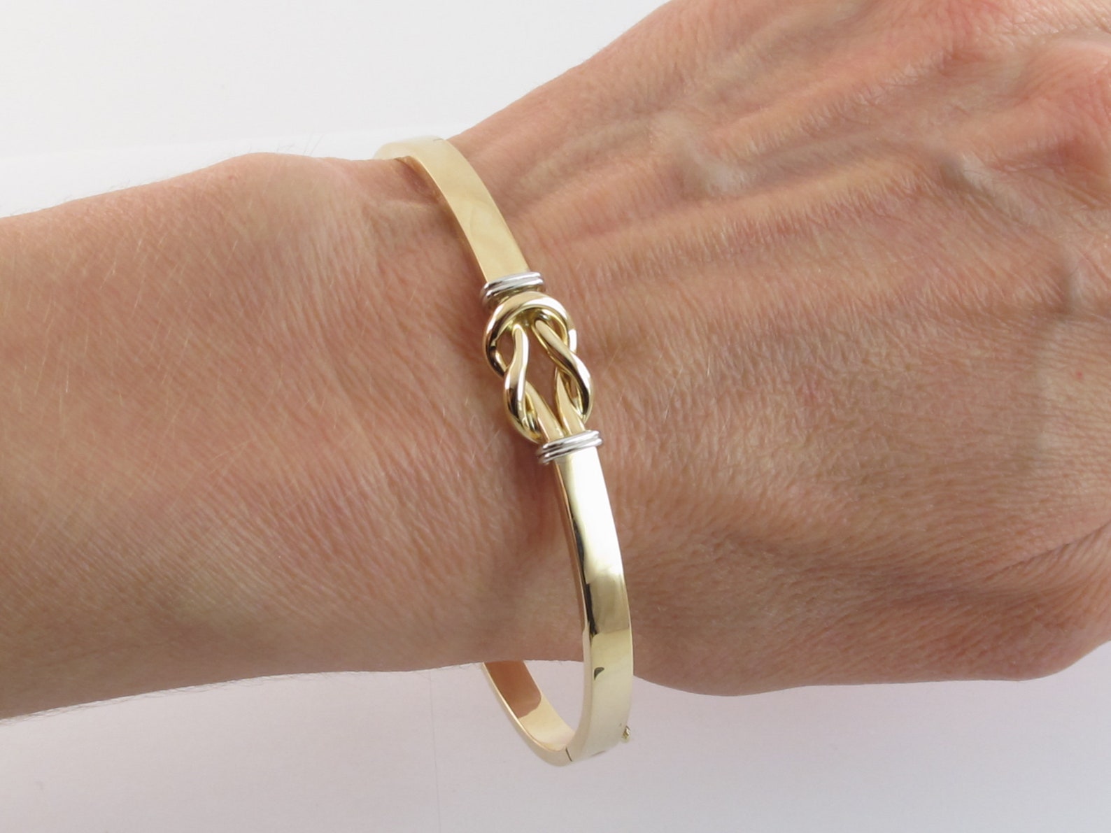 14k Gold Love Knot Bangle Bracelet Stylish Two Tone Bangle Etsy