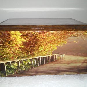 903 Wood Eternal Trail Cremation urn