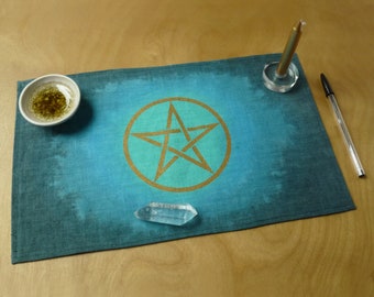 Travel size Altar Cloth, Pentagram, Green Linen, small, Pagan, OOAK