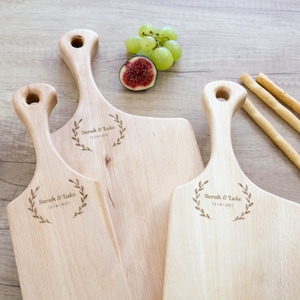 Personalized Cutting Board with Handle, Engraved Wooden Cutting Boards, Custom Wood Cutting Board (Set of 3), Anniversary Gifts