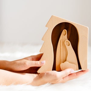 Modern Nativity, Wooden Nativity in One Piece, Beautiful Nativity Scene, Elegant and Unique