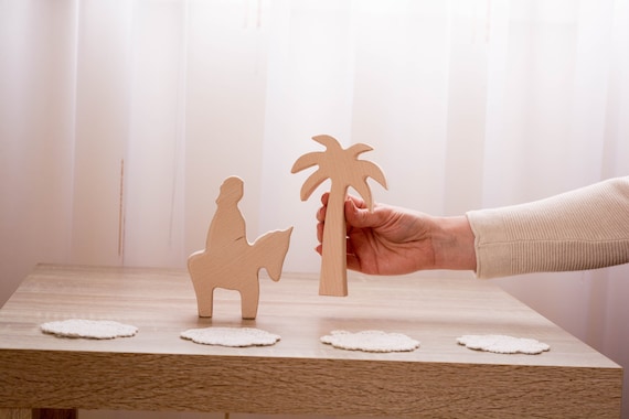 Palm Sunday Scene, Jesus on Donkey, Palm Sunday Figures, Palm Sunday Decoration
