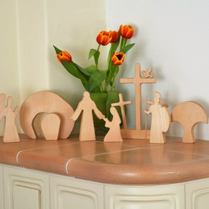 Easter nativity set - OILED, Easter decor, Easter scene, Wooden cross, Resurrection, Resurrection scene, Resurrection décor, Tomb