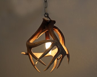 Handmade pendant light - rustic lighting - antler light - unique pendant light - custom pendant light - deer horn light - mood lighting
