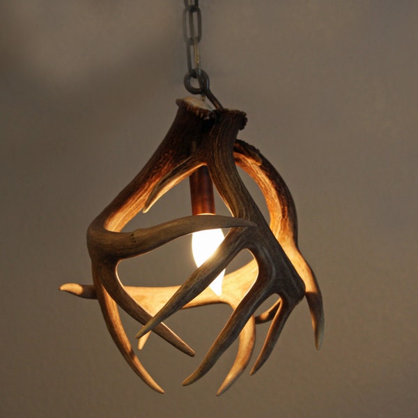 Handmade pendant light - rustic lighting - antler light - unique pendant light - custom pendant light - deer horn light - mood lighting