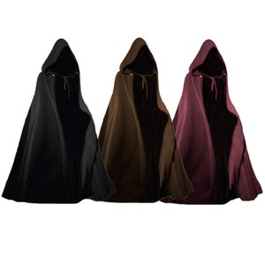 Renaissance Hooded Cloak with Clasp Black