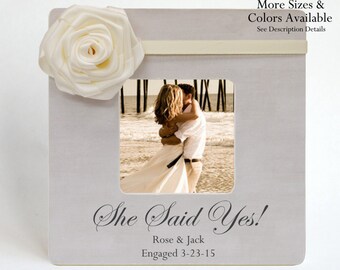 Verlobungsgeschenk für Paare, SIE SAGTE JA Bilderrahmen, personalisiertes neu verlobungsgeschenk, Geschenkidee, Verlobungsfotorahmen