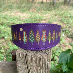 Medium/large padded leather purple sighthound collar