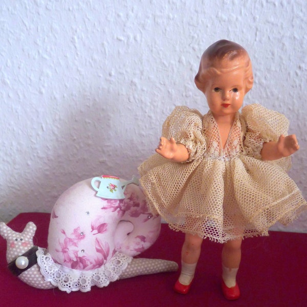 Vintage small mass doll 1950 marked ECW Thuringia Germany 16 cm/6.3"