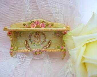 1:12 Cinderella Wall-doll house miniature furniture-with modelled roses and monogram-glass slippers-fairy tales and fairies