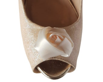 Beautiful Deeree Small Ivory Satin Rose Shoe Clips