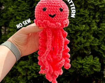 Jellyfish Crochet Pattern, No Sew Crochet Pattern, DIGITAL DOWNLOAD