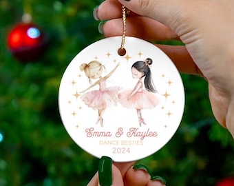 Ornement en céramique de ballerine de Noël Besties de danse personnalisée, ornement d'arbre de noms personnalisés, cadeau souvenir d'amitié de danseuse de ballet de vacances