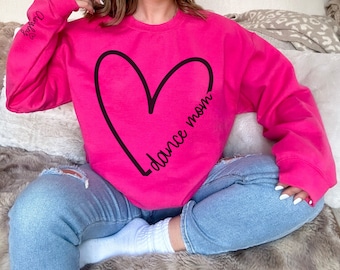 Felpa personalizzata per la mamma della danza con i nomi della ballerina o del ballerino sulla manica, felpa girocollo alla moda per la mamma della danza, regalo personalizzato per la mamma della danza