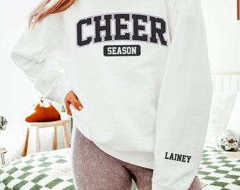 Sweat-shirt personnalisé Cheer Season, équipement de pom-pom girl personnalisé avec nom sur la manche, Sweat-shirt unisexe léger à col rond Cheer