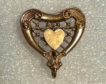 Victorian Simmons Gold Filled Heart Chatelaine Watch Pin