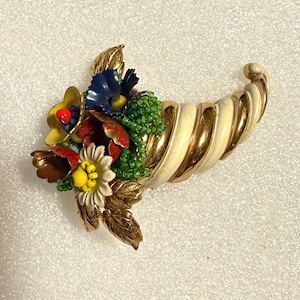 Vintage Cornucopia w/ flowers Brooch