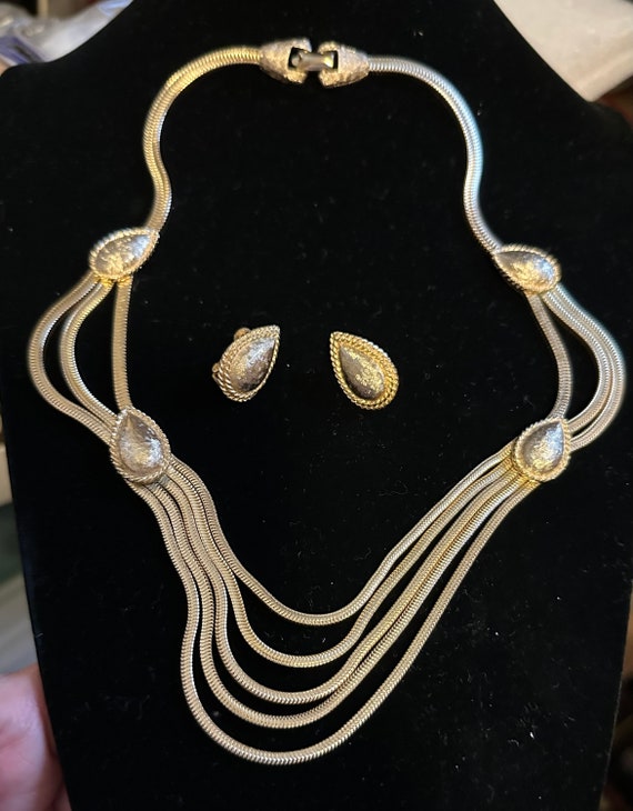 Vintage Francois Gold Tone Necklace & Earrings Set - image 2