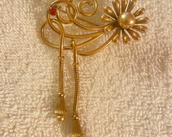 Vintage Kreisler G.F. Pin Tassels Pearl Rhinestone