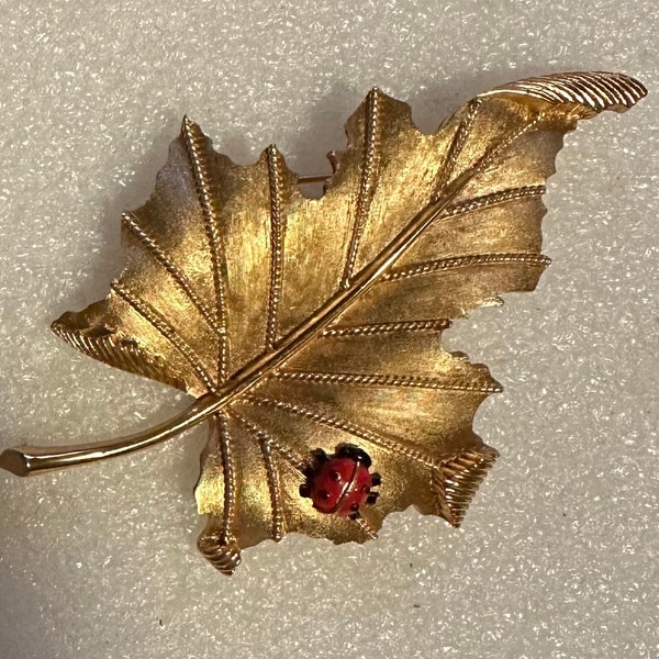 Vintage Trifari Gold Tone Leaf Pin w/ Red Ladybug