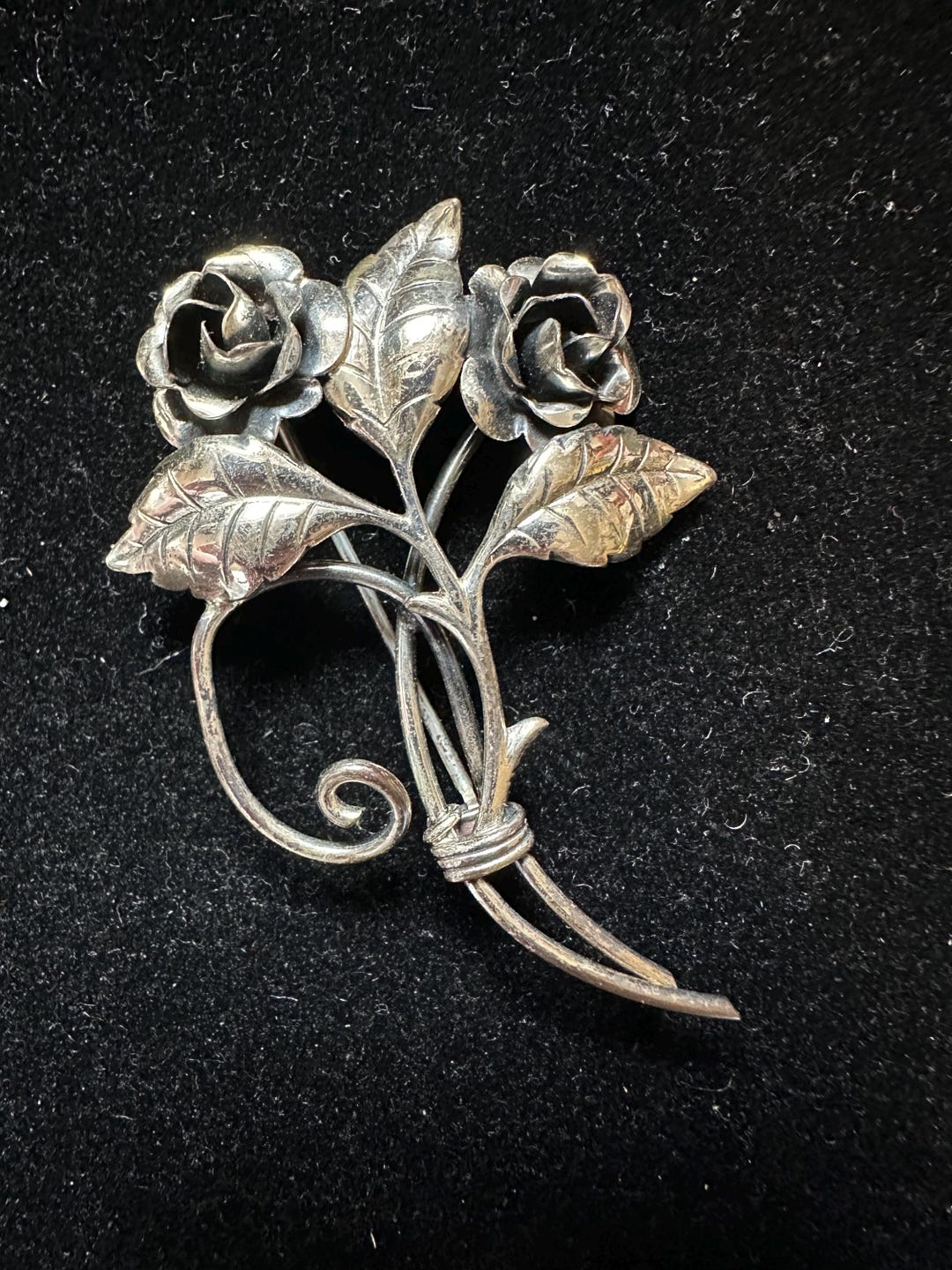 Vintage 40s Sterling Silver Flower Brooch