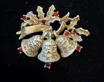 1960’s Dodds Christmas Bells Brooch White Gold Red