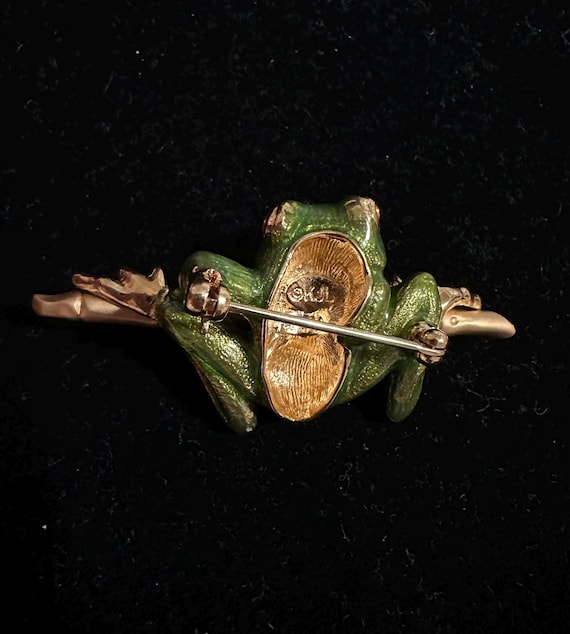 KJL Kenneth Jay Lane Green Enamel Frog Pin - image 5