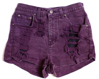 purple levi shorts