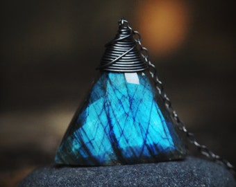 STUNNING Pyramid shaped Labradorite Necklace //  AMAZING & UNIQUE gemstones // Strong Blue Flash //Boho // Lovingly Handmade in Hawaii //