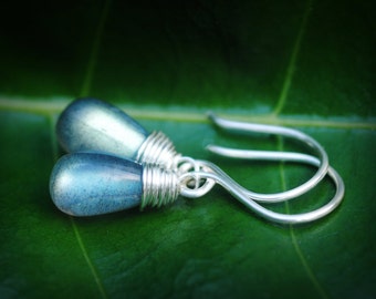 STUNNING Labradorite dangle drop earrings // AMAZING, unique, blue green flash, AAA quality gemstones // Handmade with love in Hawaii //