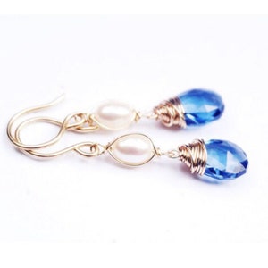 Gorgeous Topaz Blue Gemstone Dangle Earrings // Beautiful AAA Gemstones // Wire wrapped jewelry // Lovingly handmade in Hawaii // imagem 8