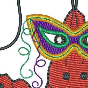 Mardi Gras Cajun Style Crawfish embroidery machine design. Instant digital download for 4x4 5x7 and 6x10 inch hoops. Mardi Gras beads.