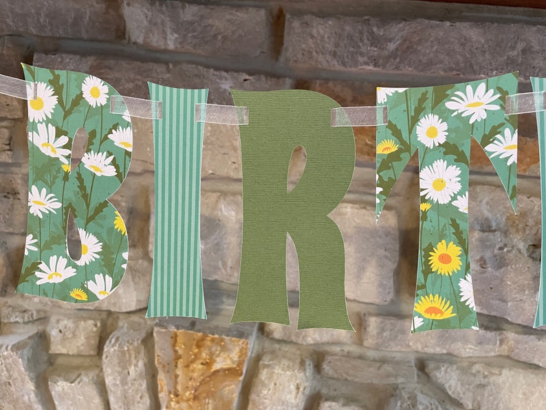 Darling Daisy Birthday Banner Brightens Happy Birthday Etsy