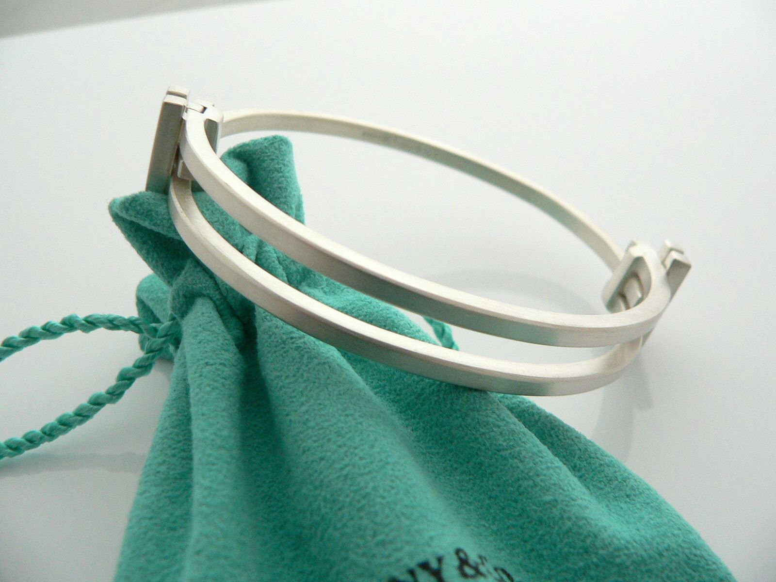 Zig Zag Bracelet – Tiffany & Co. Estate Silver 7.5