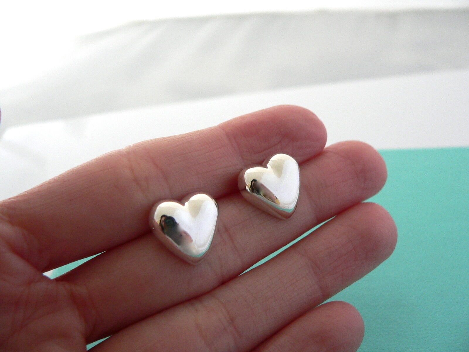 Tiffany heart shop earrings uk