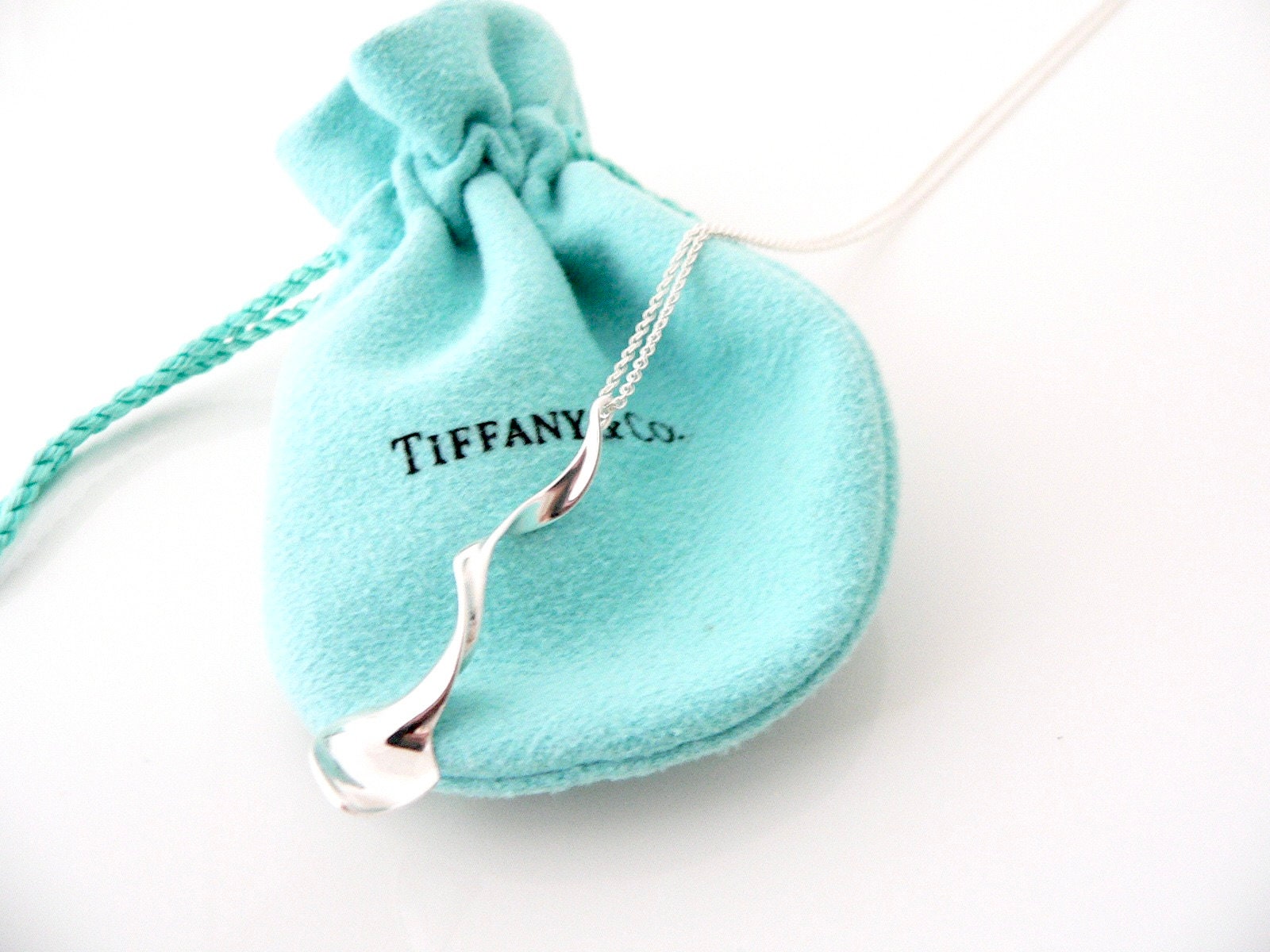 Tiffany orchid deals necklace
