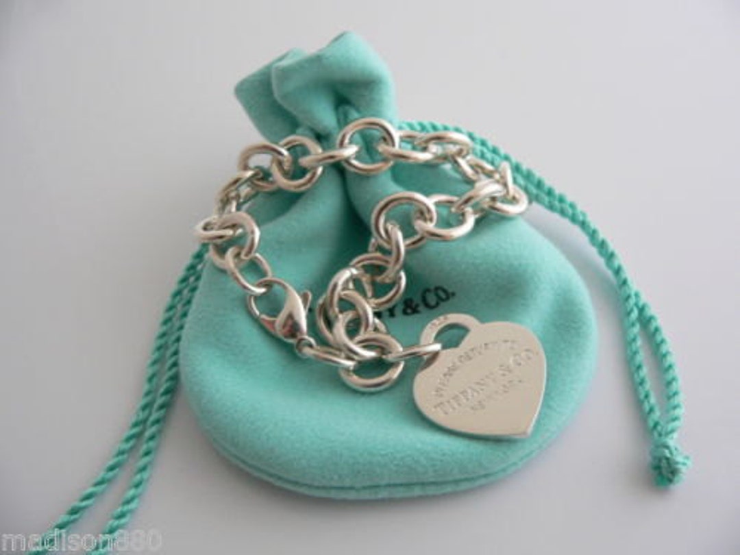 Return to Tiffany & Co Heart Key Charm Clasp Silver Rubedo Clasp Gift Pouch Love