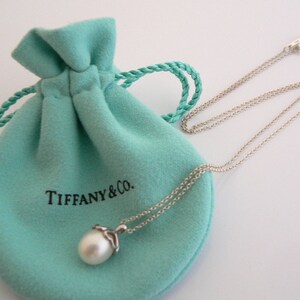 Tiffany & Co Sterling Silver Heart Cap Collar colgante Colgante Cadena de encanto Rare Long Length 21 pulgadas imagen 5