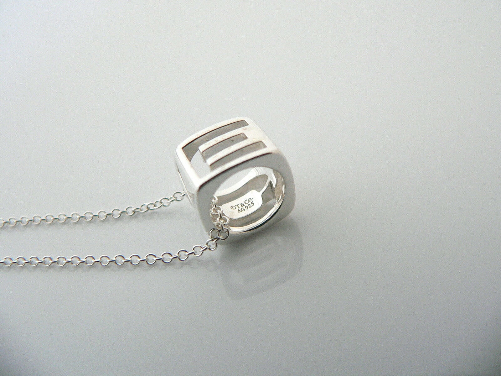 Tiffany & Co. シルバー925 ラブキューブ Tiffany And Co Silver Love Cube Necklace Pendant Charm Era Gift