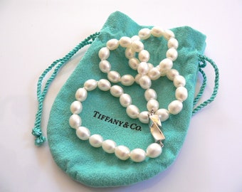 Tiffany & Co Silver Pearl Strand Gemstone Necklace Pendant Charm Chain Twist Clasp