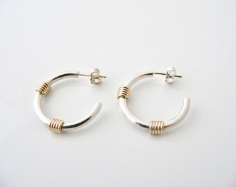 Tiffany & Co Silver 18K Gold Triple Coil Hoop Hoops Earrings 1 Inch Gift 18K Gold Posts Sensitive Ears Versatile Cocktail Hoops Gift