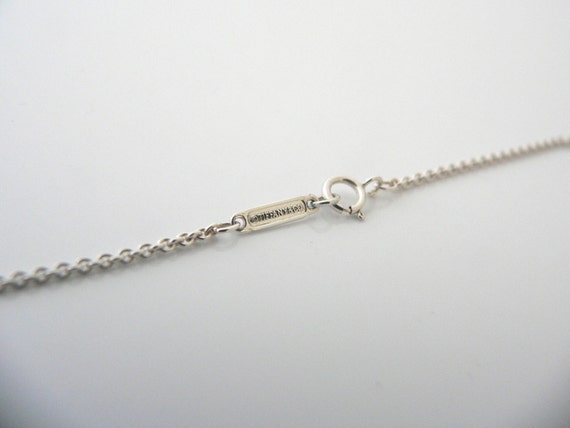 Tiffany clasp necklace deals
