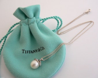 Tiffany & Co Sterling Silver Heart Cap Pearl Necklace Pendant Charm Chain Rare Long Length 21 inches